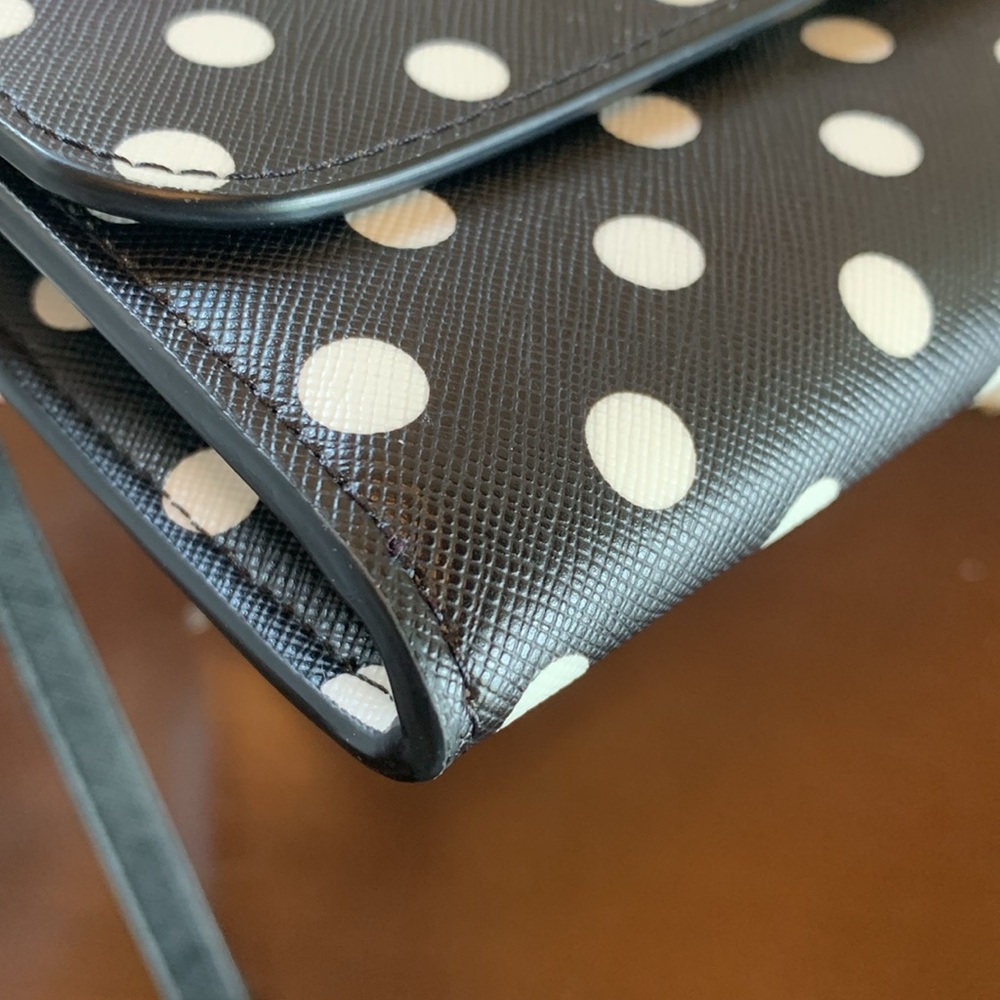 Kate Spade Cheers polka dot phone wristlet EUC - Picture 7 of 14